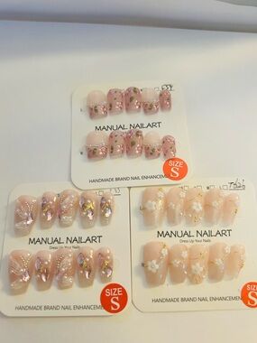 Handmade Pink Floral & Iridescent Press-On Nail Sets